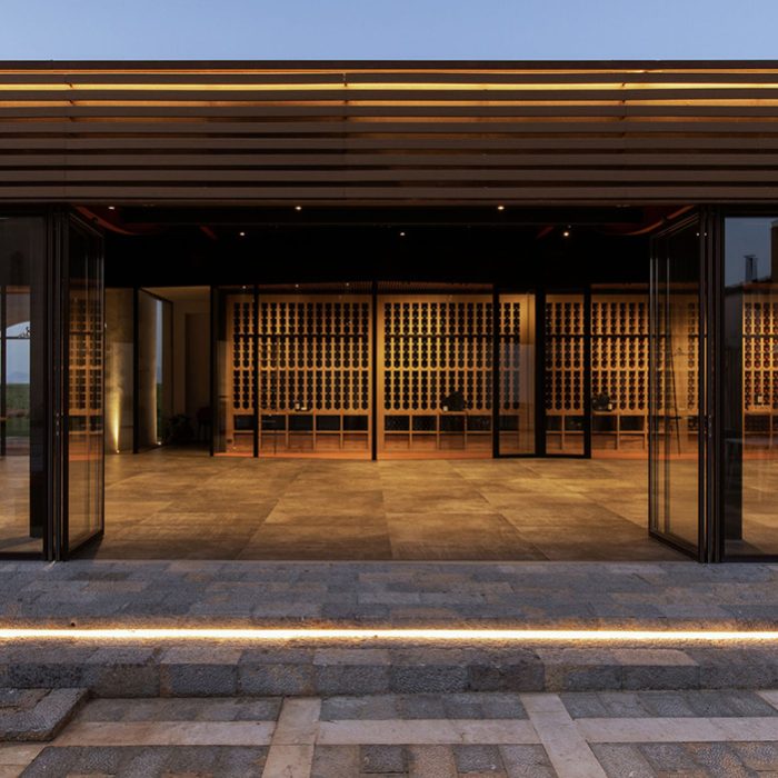 Nuova wine cellar per il Baglio Donna Franca