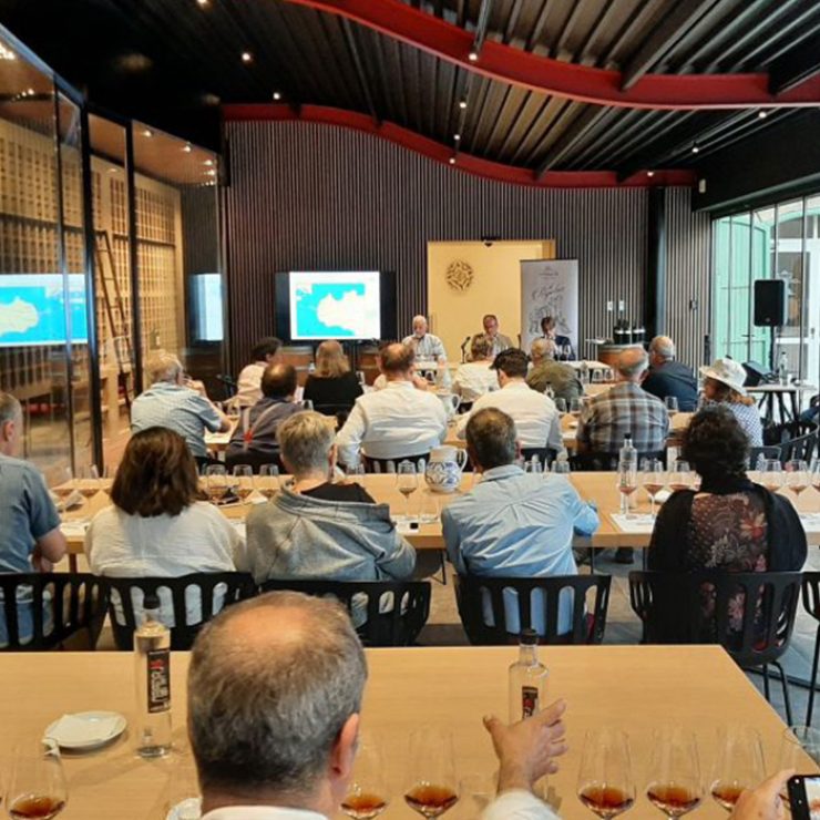 Perpetuo Donna Franca, la famiglia Ansaldi affida alle future generazioni la cultura di questo vino eterno – Il Vomere